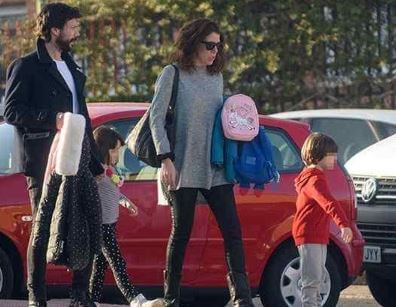 Leon Morte With His Family But With Blurred Faces